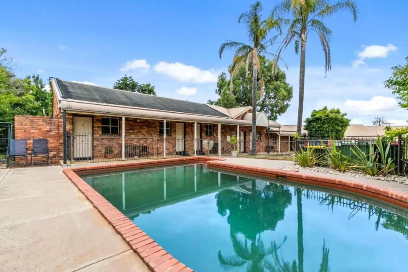 מלבורן Greensborough Motel מראה חיצוני תמונה